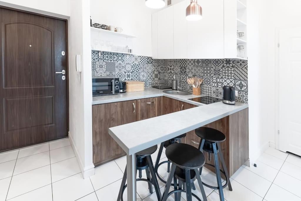 Wyjatkowy Apartament Na Rynku Breslavia Exterior foto